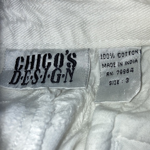 CHICO’s wh w/wh embroidered cotton all over, 2 pockets front, 2 back.  $30 - Picture 3 of 6